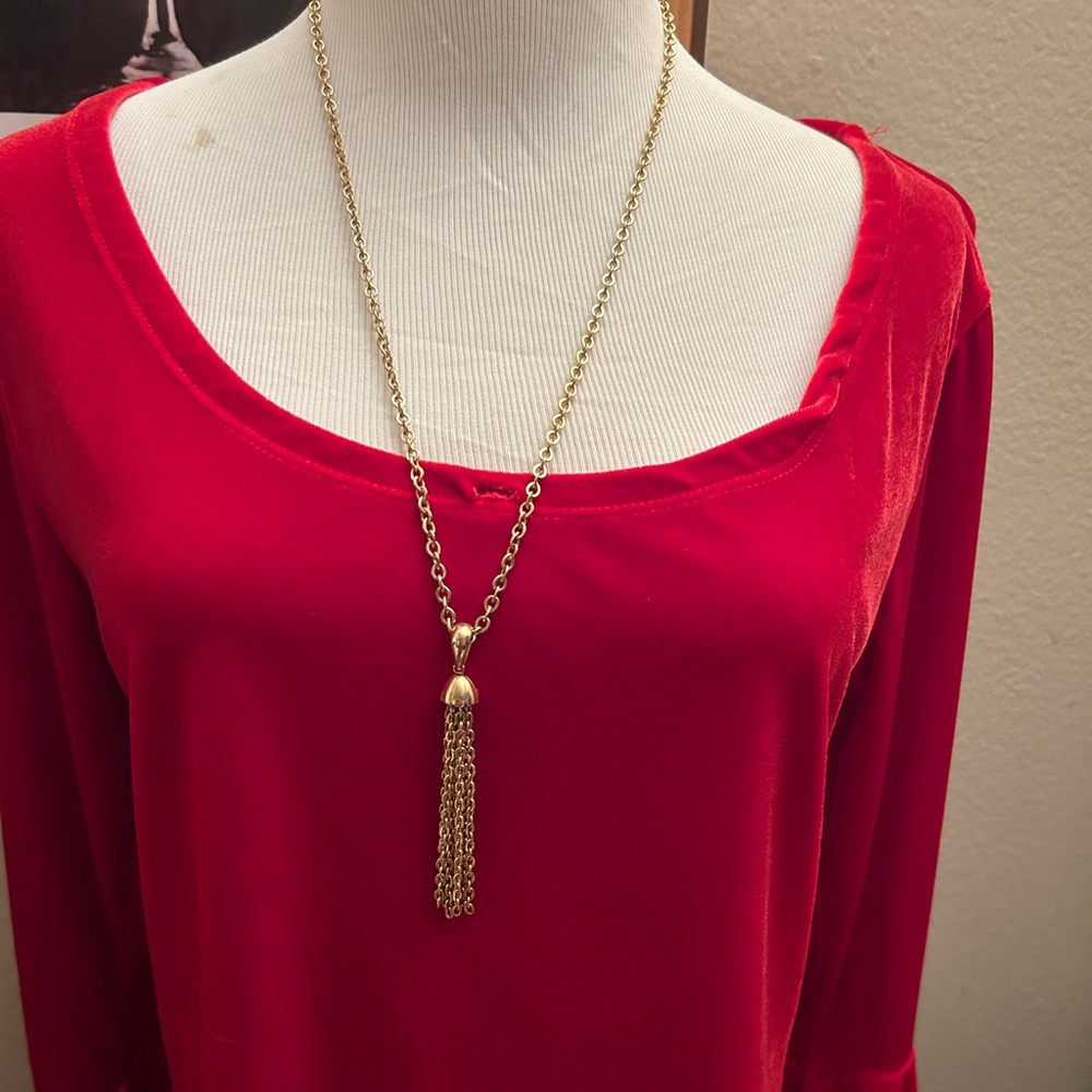 Gold link chain tassel pendant